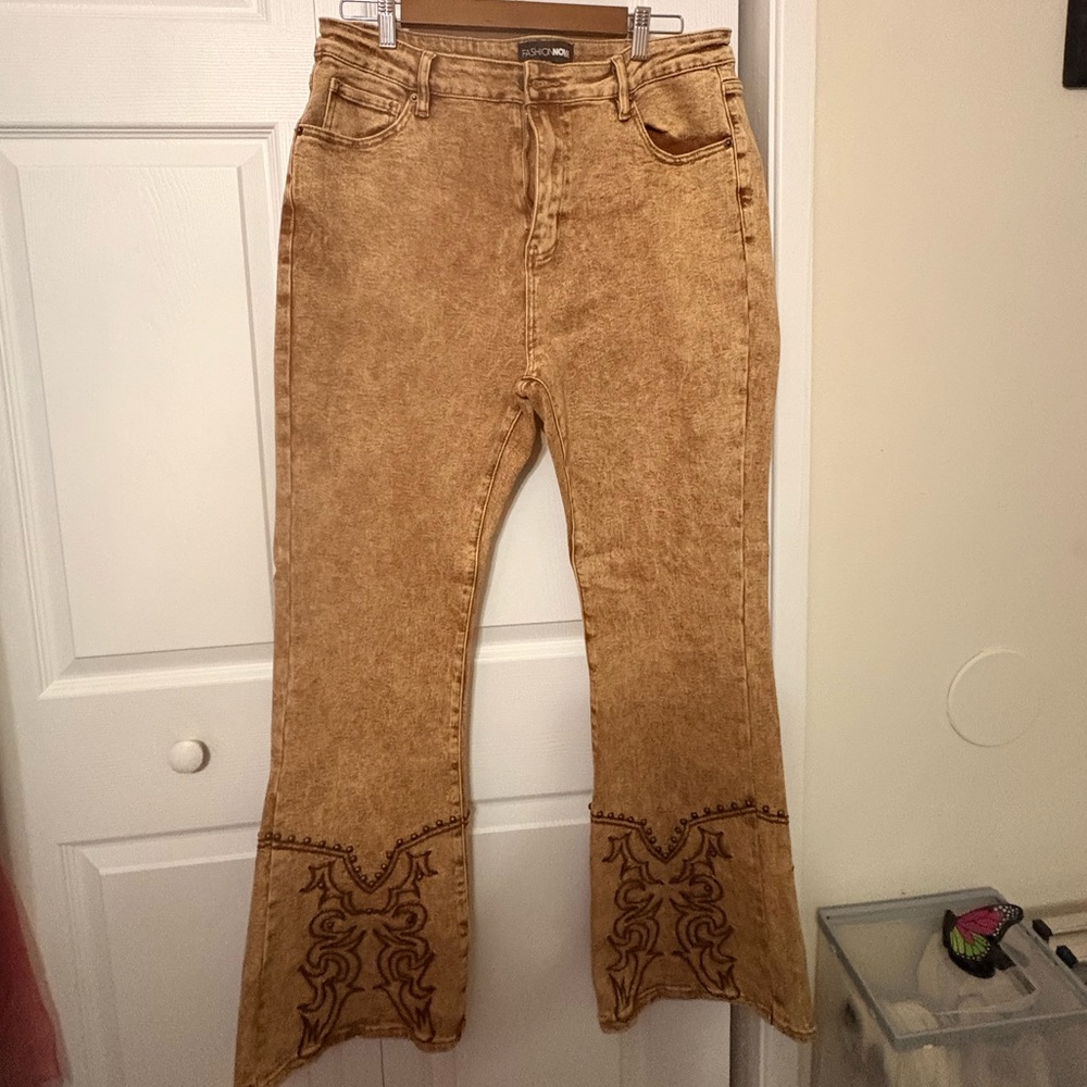 Fashion Nova Tan Denim Jeans